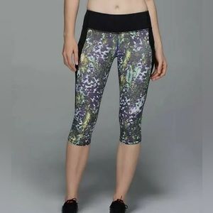 Lululemon Size 10 Run Top Speed Crop Legging Full On Luxtreme